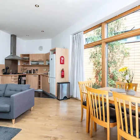 公寓 Modern 3-bed In Centre, 10 Min To Spire