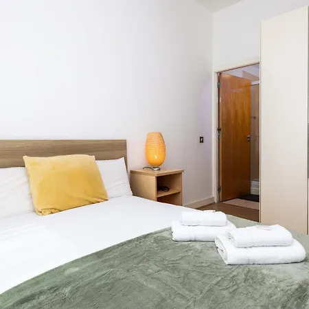 Διαμέρισμα Modern 3-bed In Centre, 10 Min To Spire *
