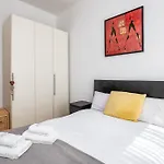 Modern 3-bed In Centre, 10 Min To Spire Lejlighed *